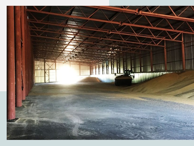 Строительство зернохранилищ в Белой Калитве