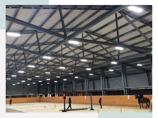 Строительство конных манежей от 622 руб в Белая Калитва